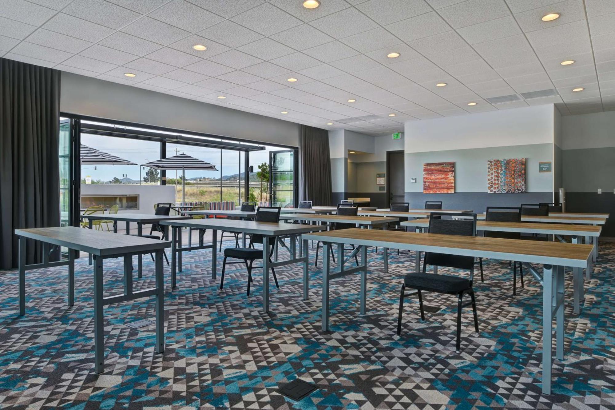 Home2 Suites By Hilton Atascadero, Ca מראה חיצוני תמונה