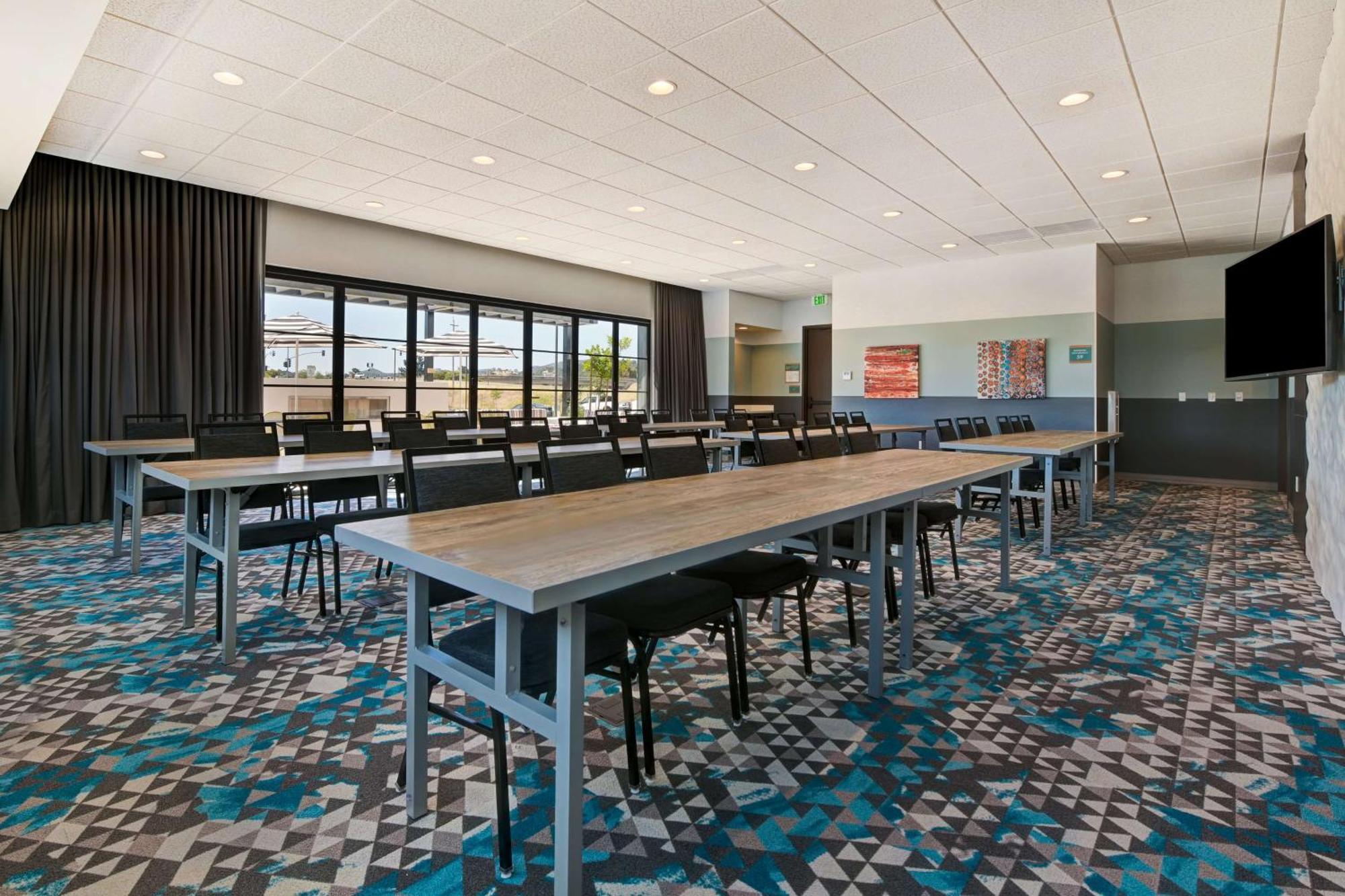 Home2 Suites By Hilton Atascadero, Ca מראה חיצוני תמונה